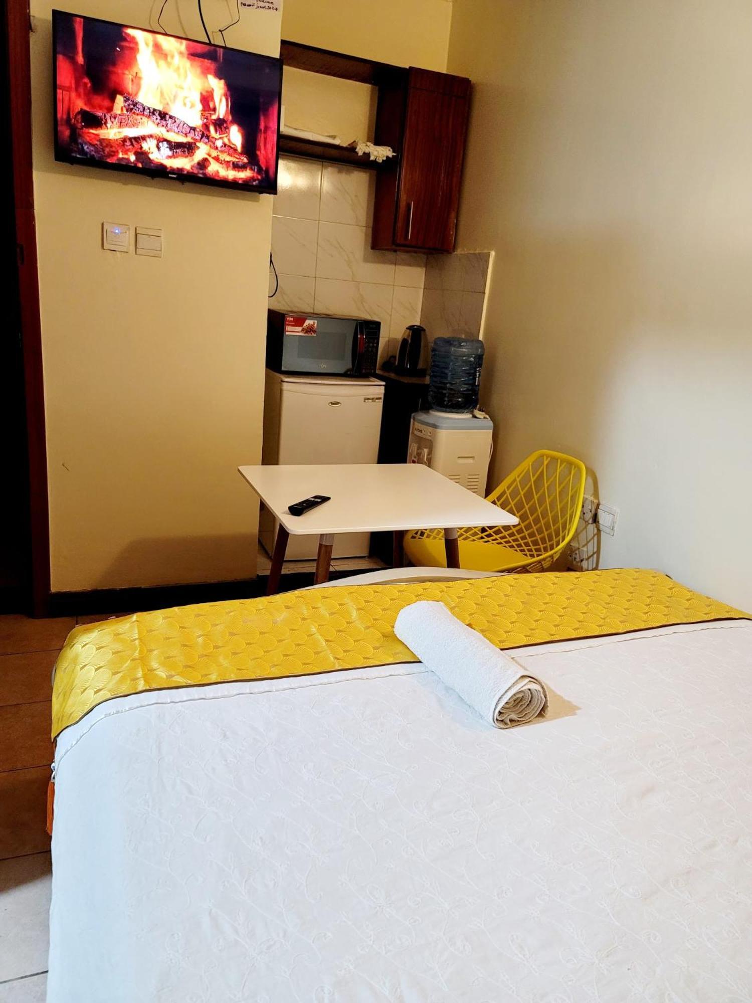Sunrise Blue Moon B&B Nairobi Exterior foto
